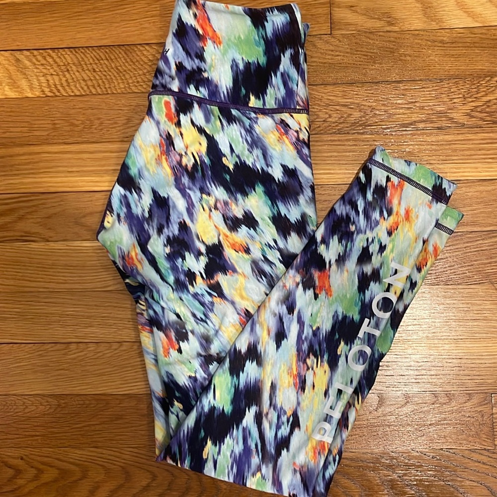 Peloton ankle length leggings size 8